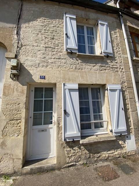 Maison en pierre 61200 ARGENTAN  Proche commodités