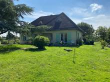 Pavillon de plain-pied avec  Hectares Almeneches Vue sur la campagne 